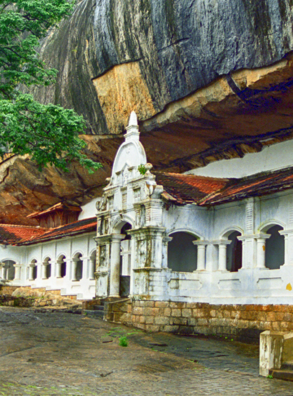 Dambulla cave temple